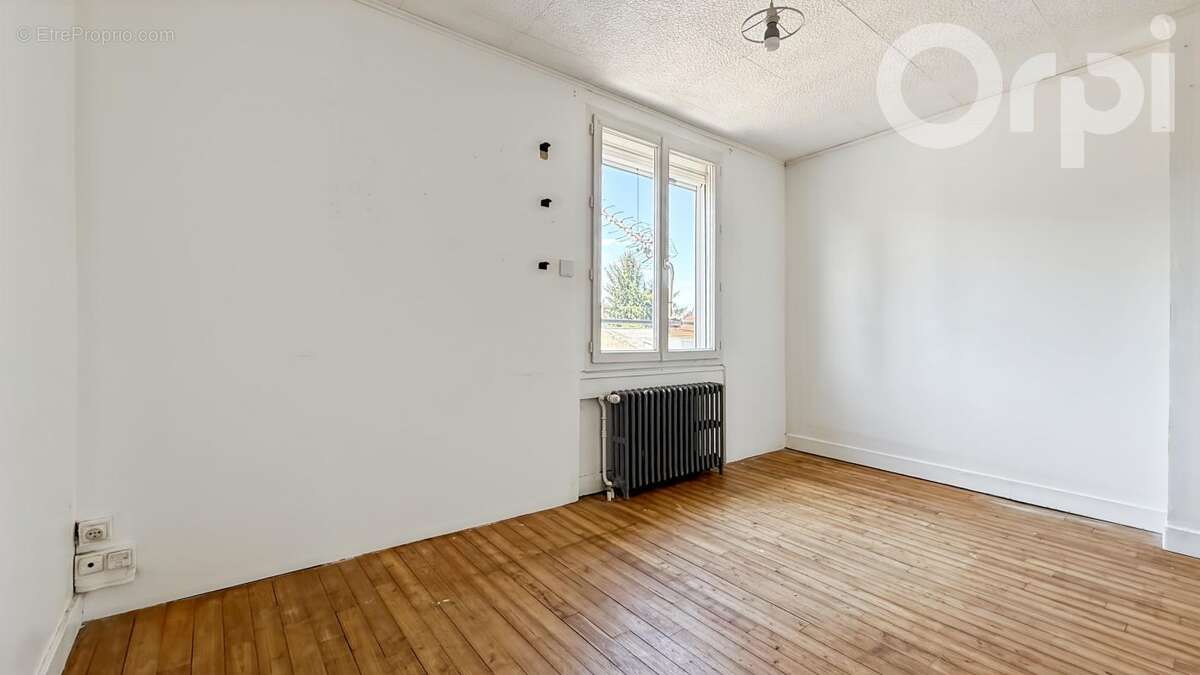  Maison de ville - Quartier du Sablard - photo 12