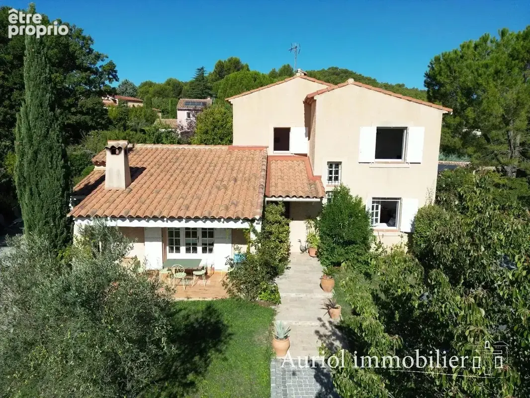 AURIOL - Villa T5 de 141 m² sur 1000 m² de terrain plat - photo 2