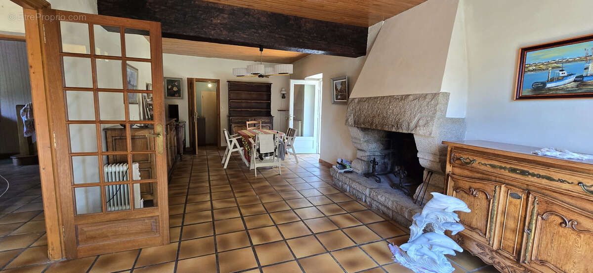 Maison à LANRIVAIN