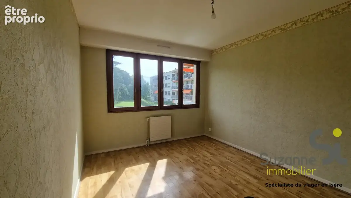 Appartement 4 pièces 94 m² à vendre à Moirans (38430) - photo 9