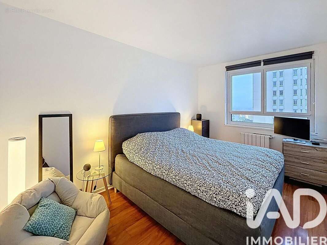 Photo 3 - Appartement à PARIS-19E