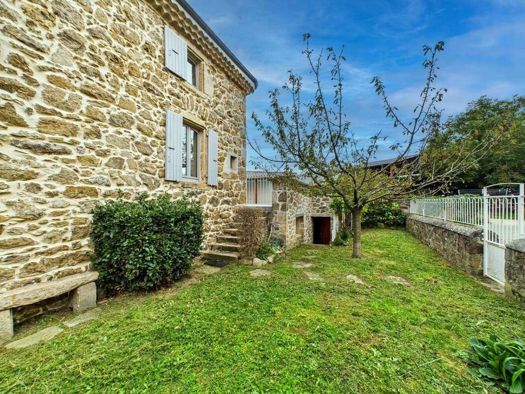 Maison 228 m² à Bogy  - photo 3