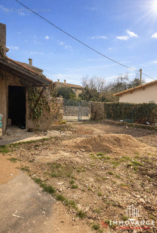 Maison à CASTRIES