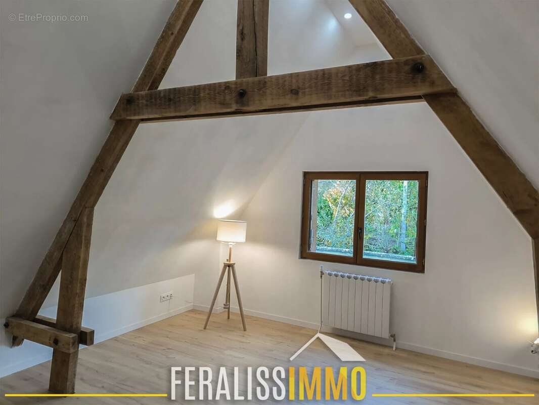 Maison à VAUX-SUR-SEINE