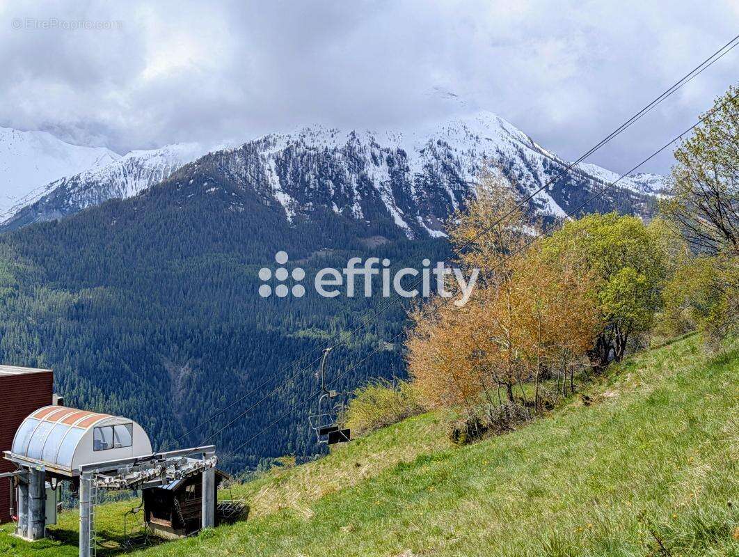 Appartement à ORCIERES