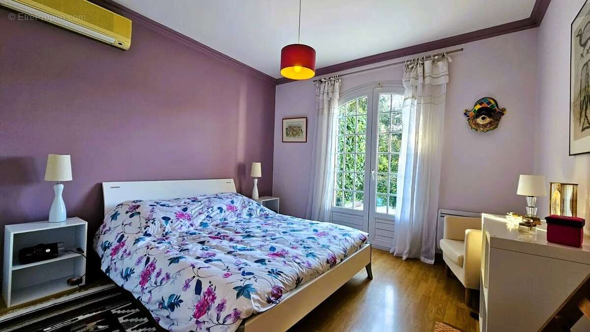 Maison à VAUX-SUR-MER