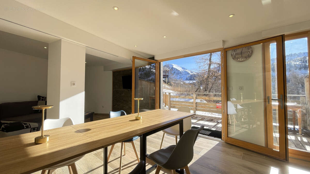 Appartement à ISOLA