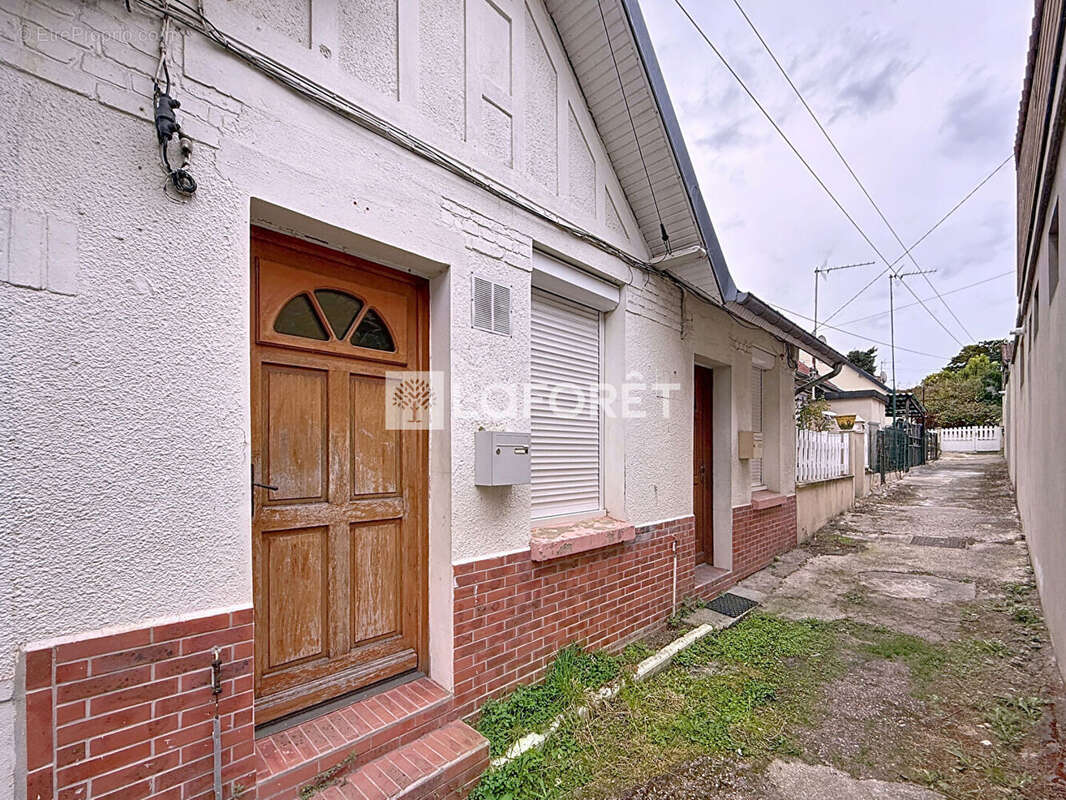 Maison à PETIT-COURONNE