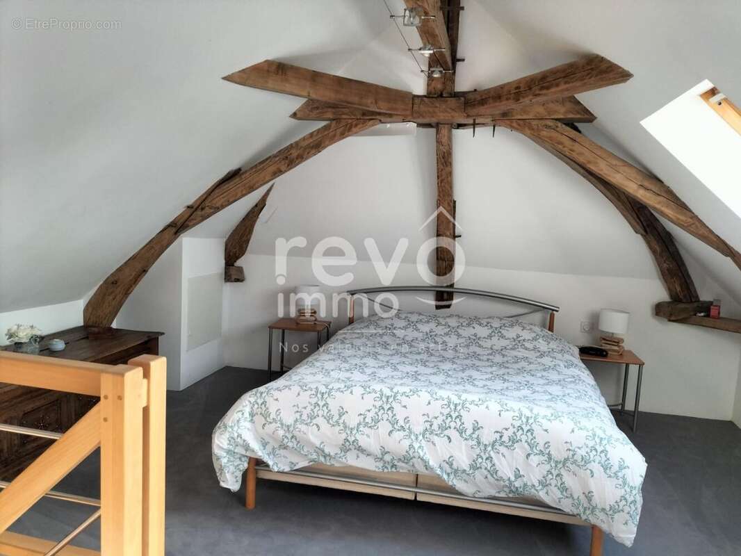 Maison à SAINT-BARTHELEMY-D&#039;ANJOU