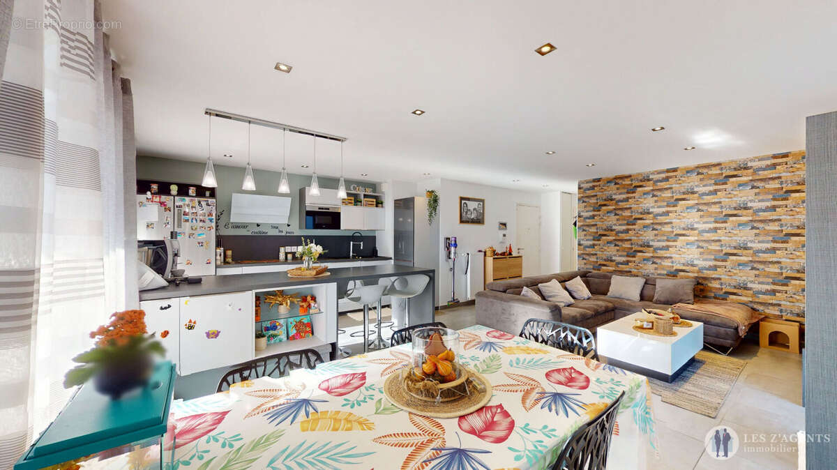 Appartement à SAINT-MARTIN-D'HERES