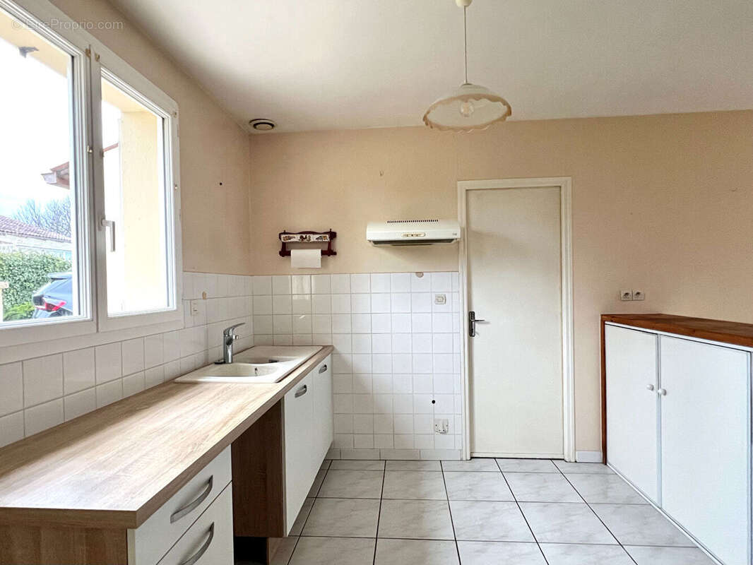 Maison à BUSSAC-SUR-CHARENTE