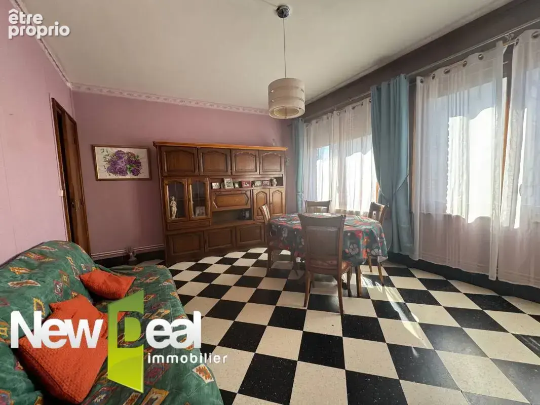 Appartement t3 / place de stationnement / orchies centre - photo 3