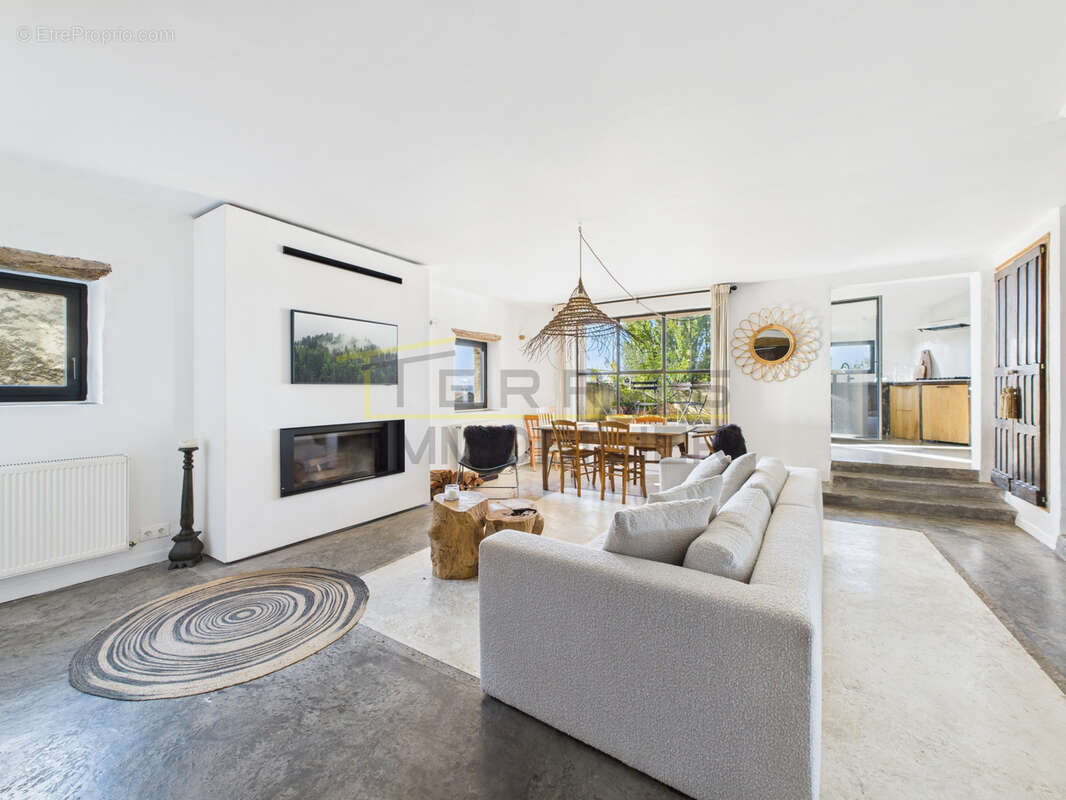 Maison à CHANTEMERLE-LES-GRIGNAN