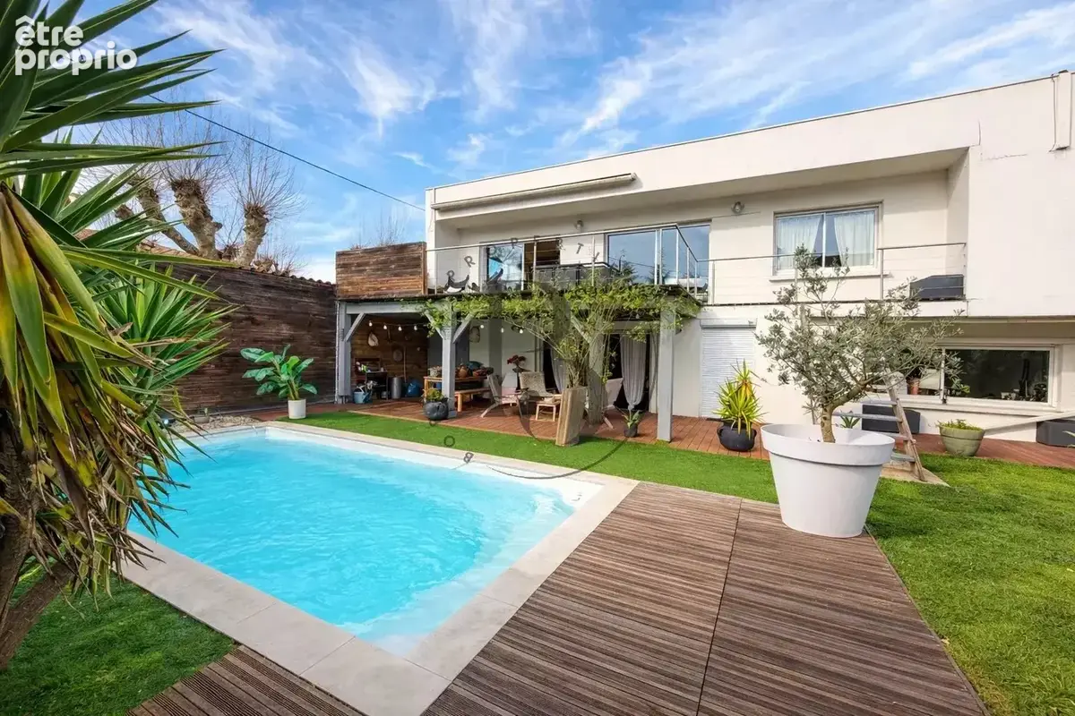 Maison à MERIGNAC
