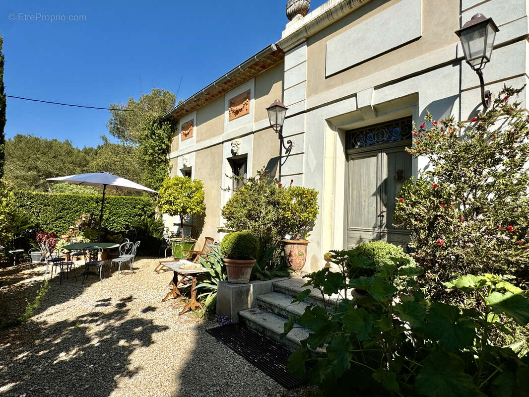 Maison à NIMES