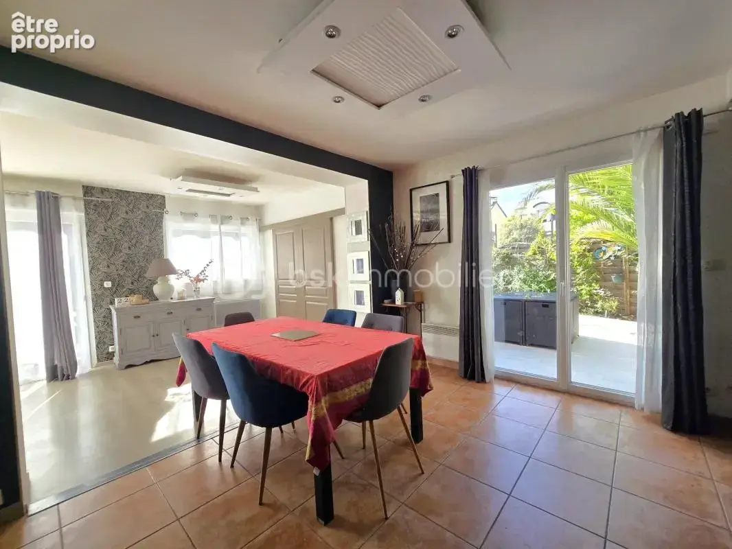 Maison familiale de 142 m² environ – 6 chambres - photo 4