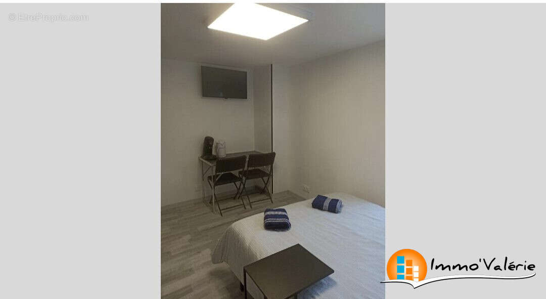 Appartement à CHARMES