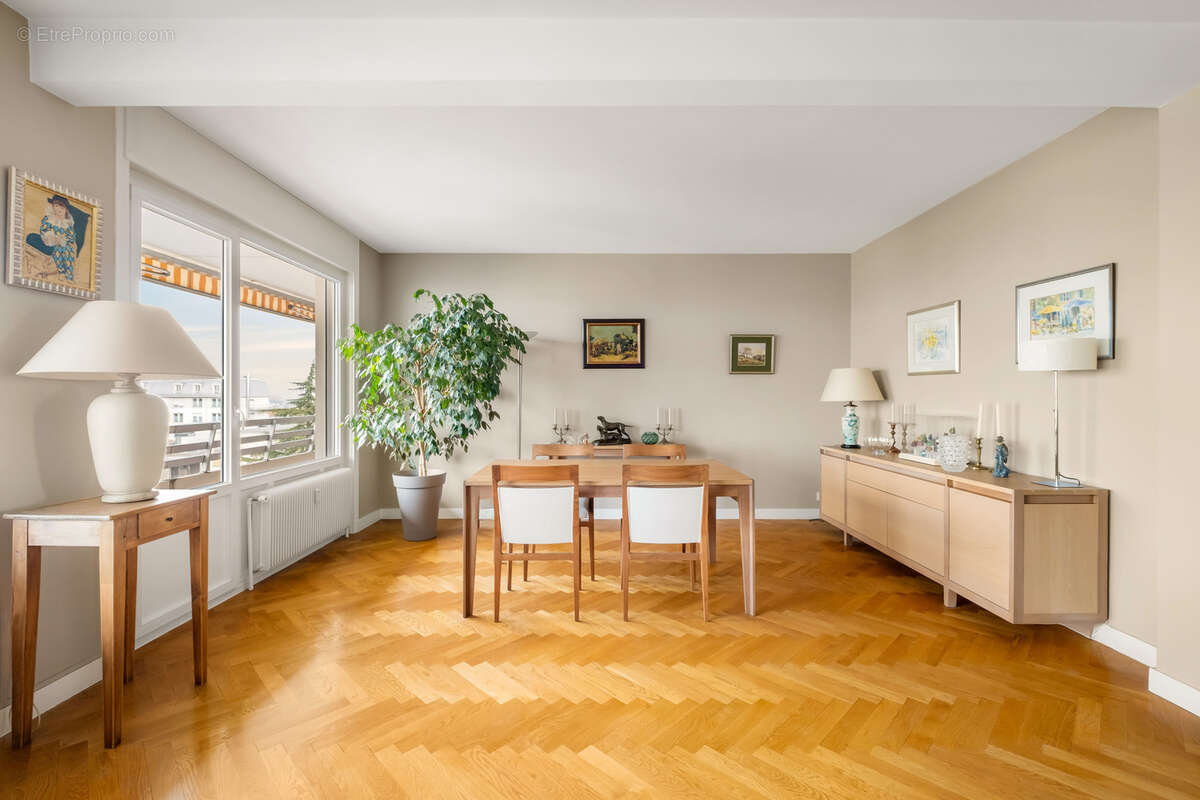 Appartement à CALUIRE-ET-CUIRE