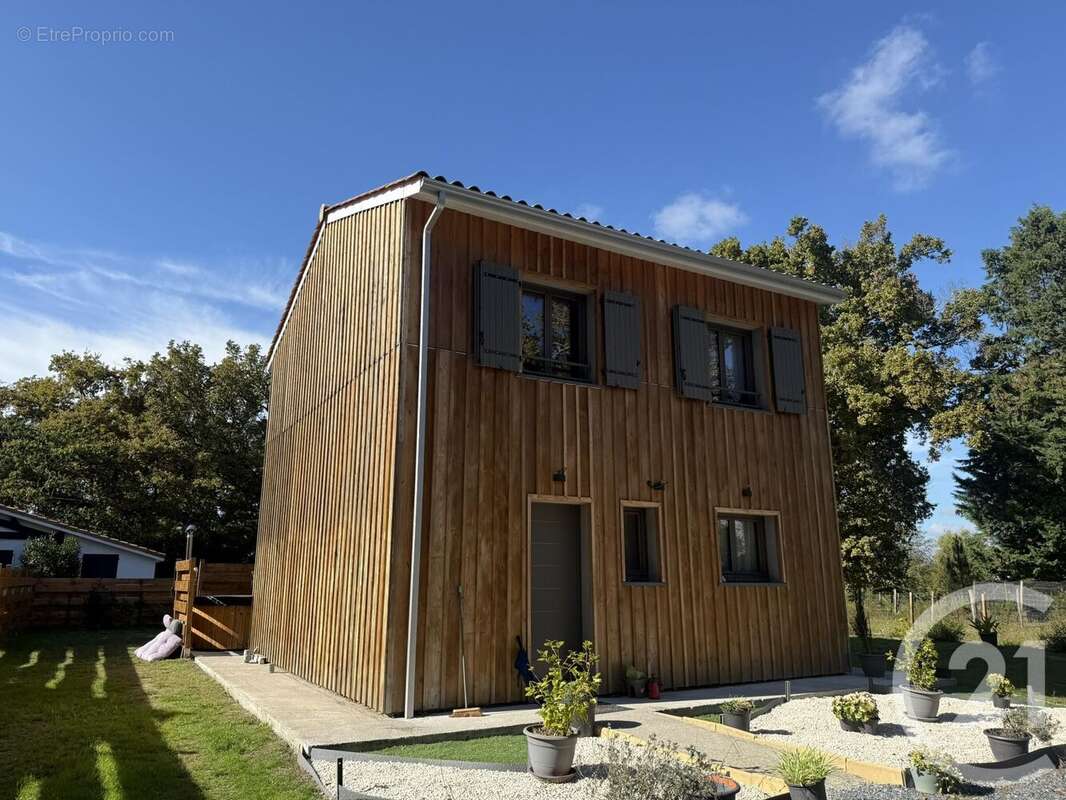 Maison à SAINT-PAUL-EN-BORN