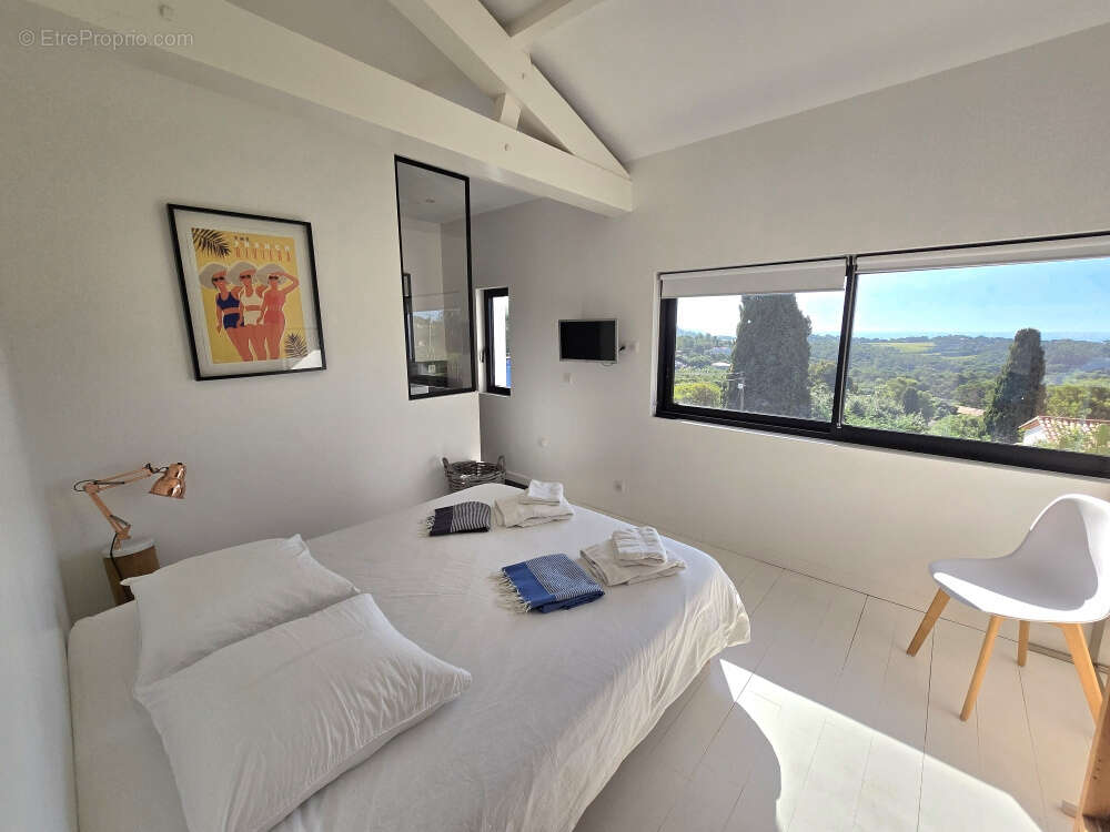 Maison à LA CROIX-VALMER