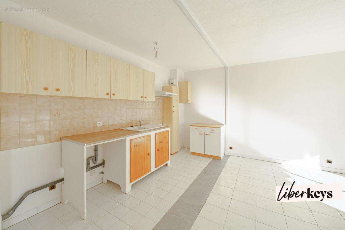 Appartement à MARSEILLE-13E
