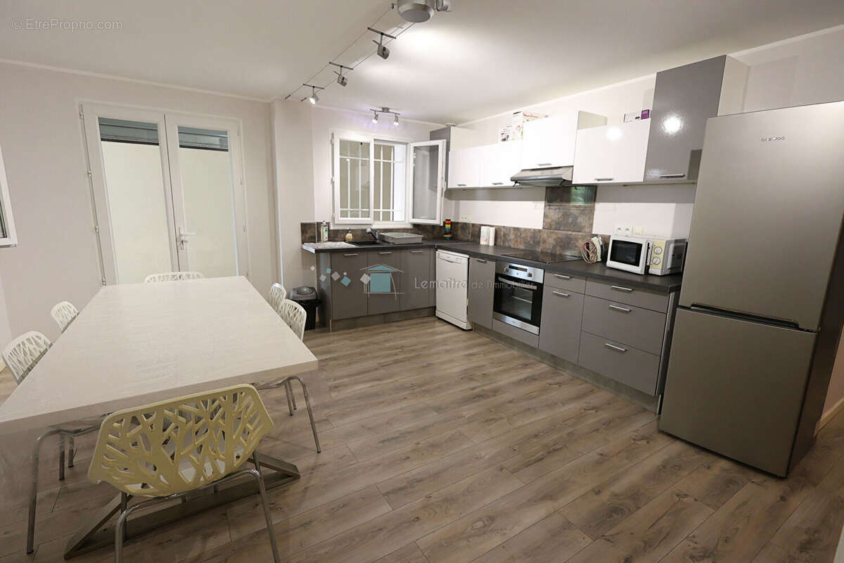 Maison à PEYMEINADE