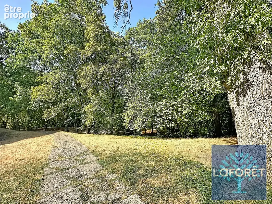 Appartement F3 65,72 m² Résidence sécurisée au coeur d'un grand parc - photo 11