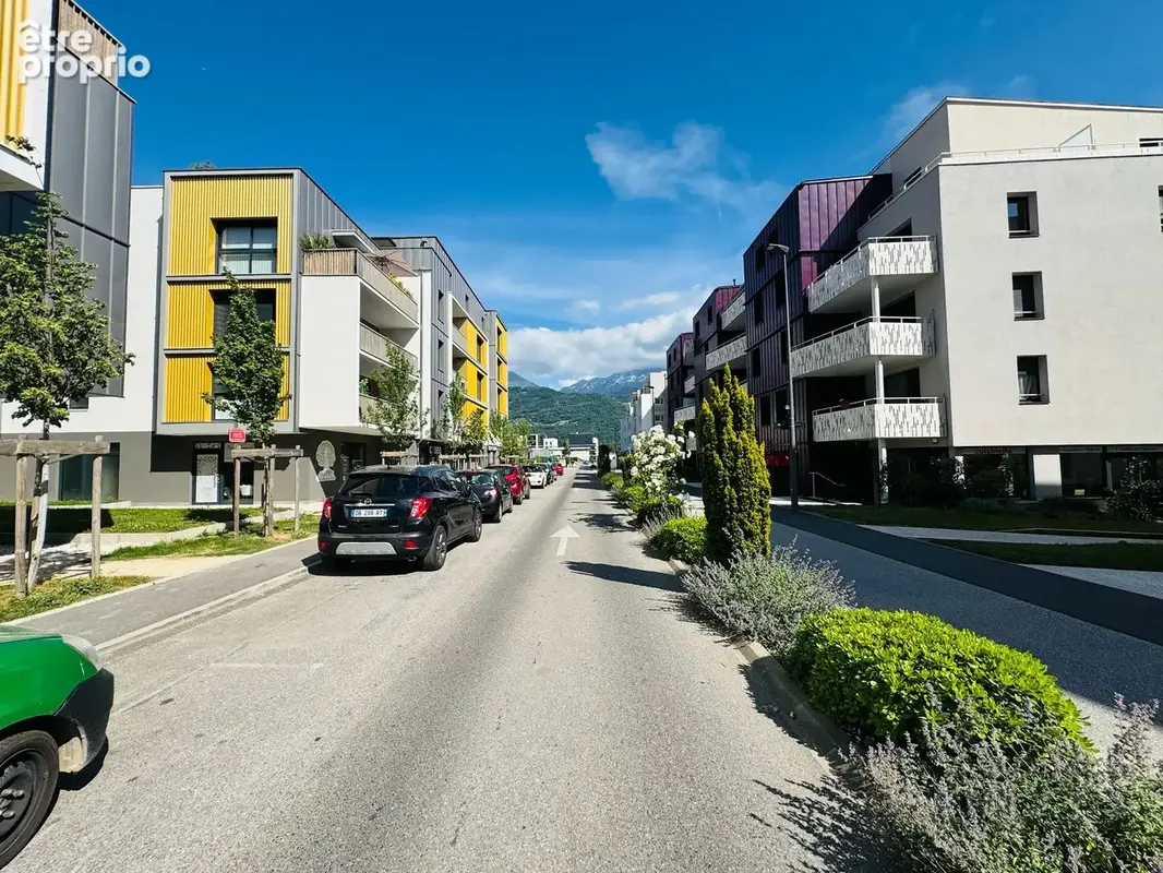 Crolles gros passage  62 m2+ terrasse   immeuble 2024 - photo 6