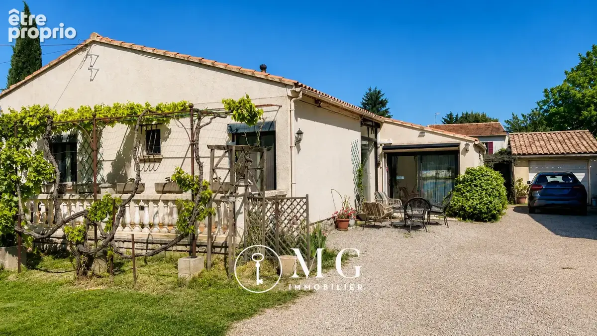 Maison de plain-pied 147 m2 avec vérandas et terrain de 1004 m2 - photo 2