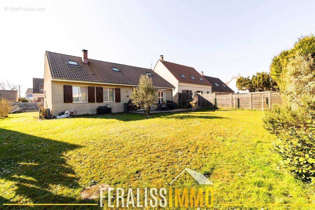 Maison à COURDIMANCHE