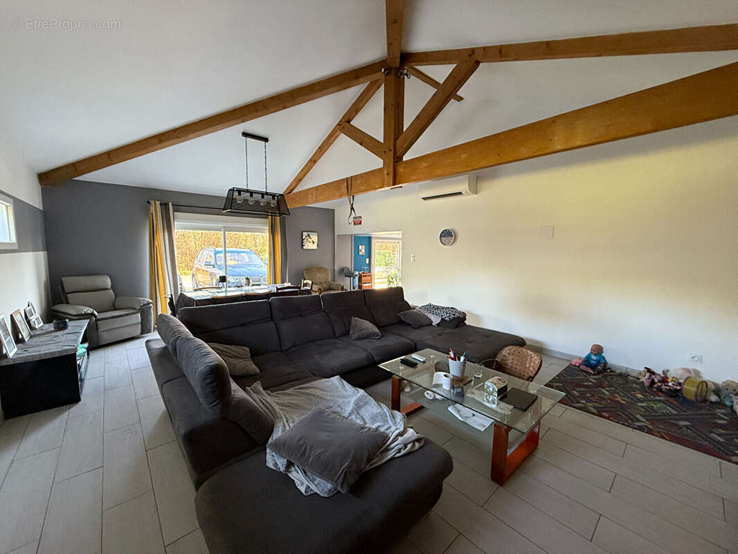 Maison à SAINT-SYLVESTRE-SUR-LOT