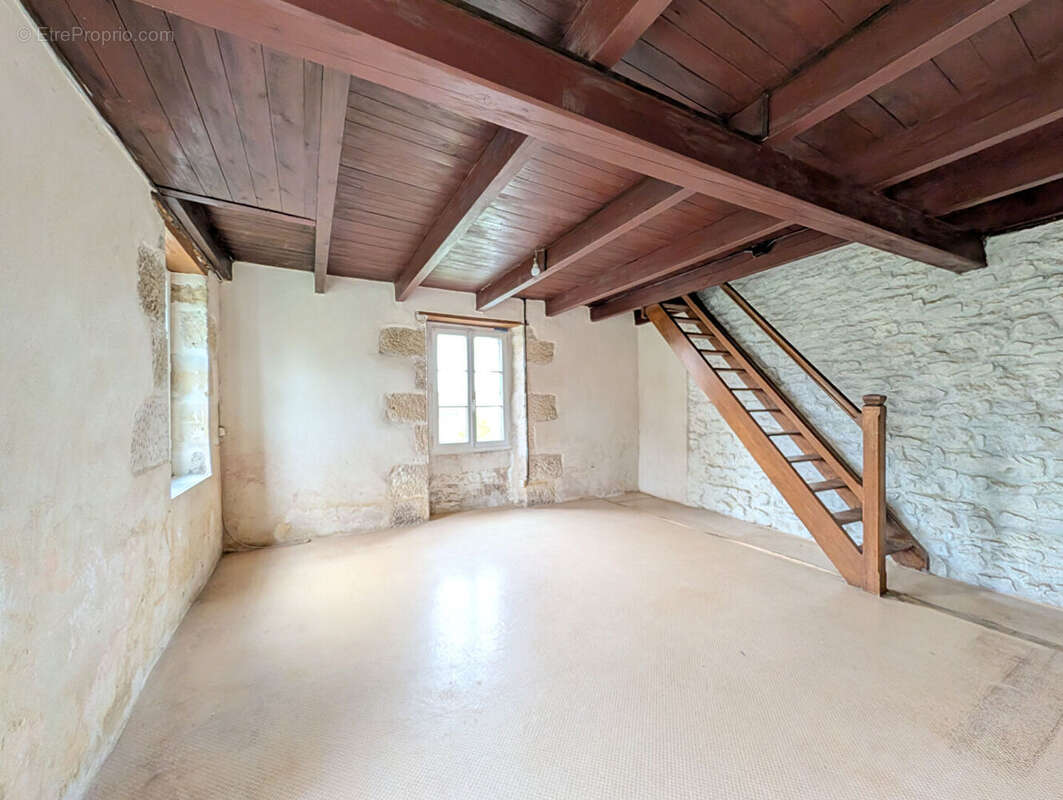 Maison en pierre 10 mn St Maixent l'école - photo 4