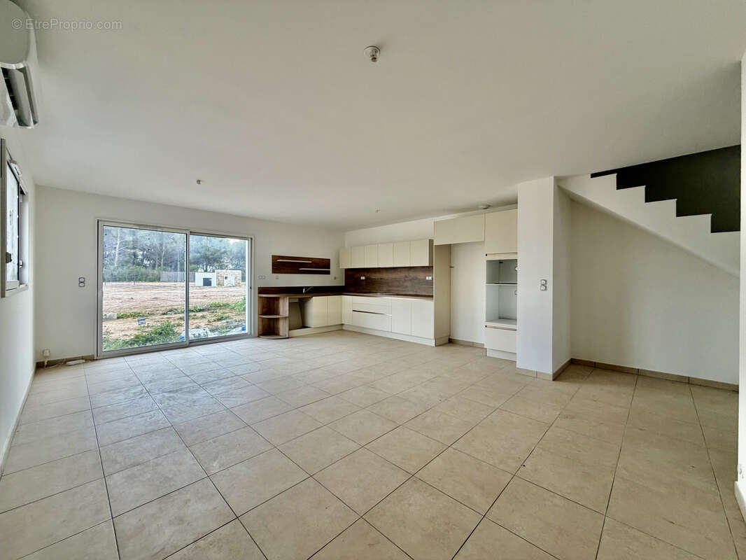 Maison à VIAS
