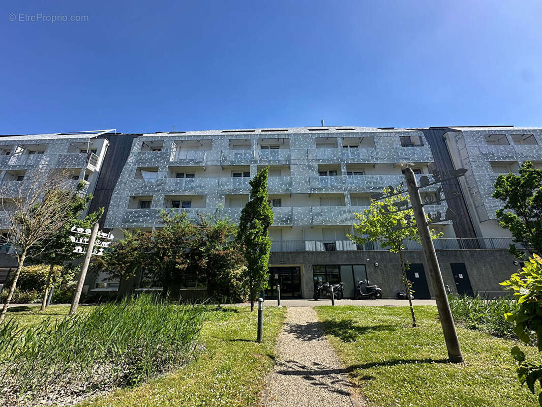 STUDIO 27M² avec balcon ouest - photo 2