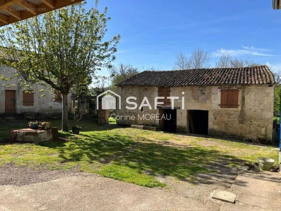 Photo 5 - Maison à LINARS