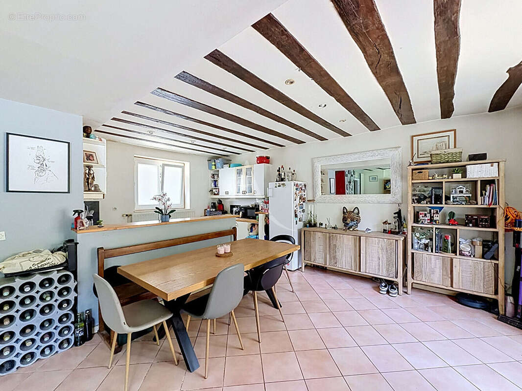 Maison à VARREDDES
