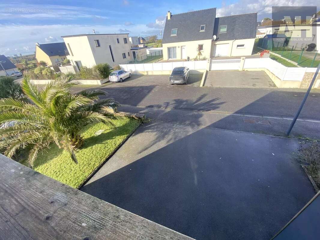 Maison à PLOUGONVELIN