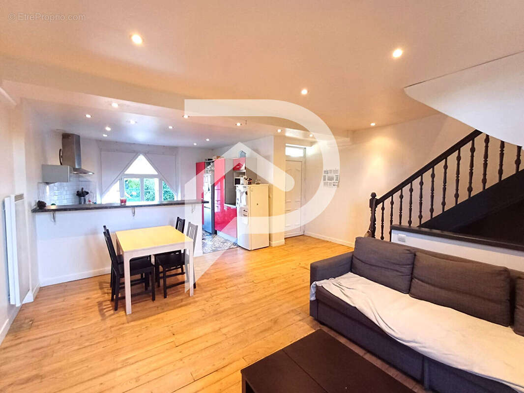 Maison à PEYREHORADE