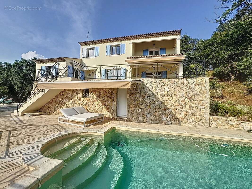 Maison à LES ADRETS-DE-L'ESTEREL