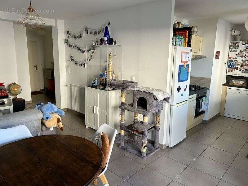 Appartement 63 m² à Chazelles-Sur-Lyon  - photo 6