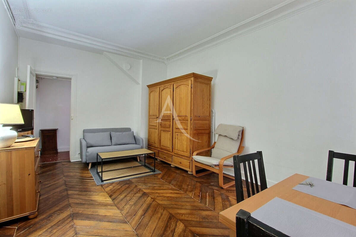 Appartement à LEVALLOIS-PERRET
