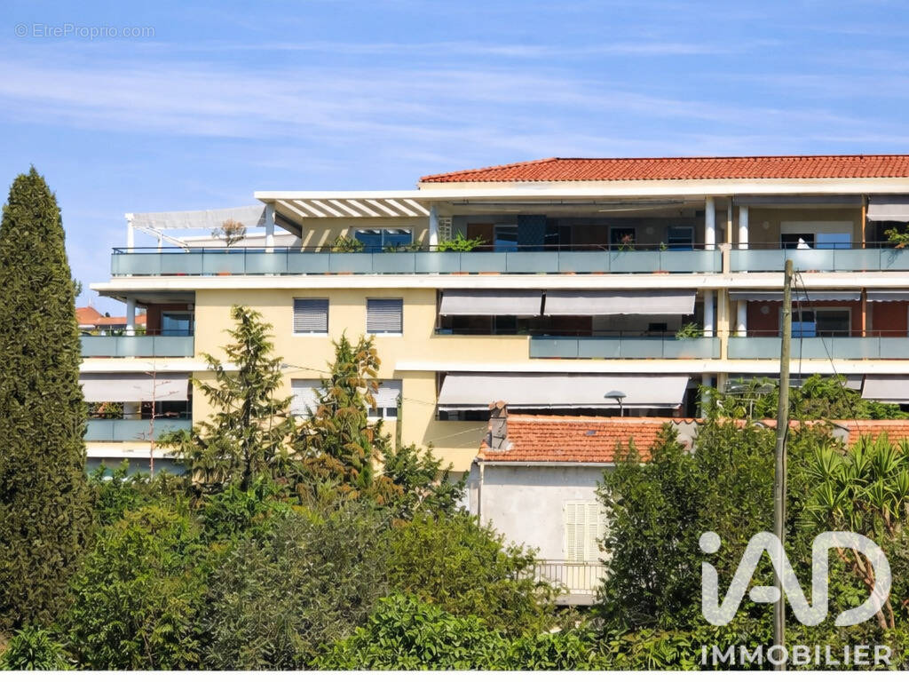Photo 1 - Appartement à SAINT-RAPHAEL
