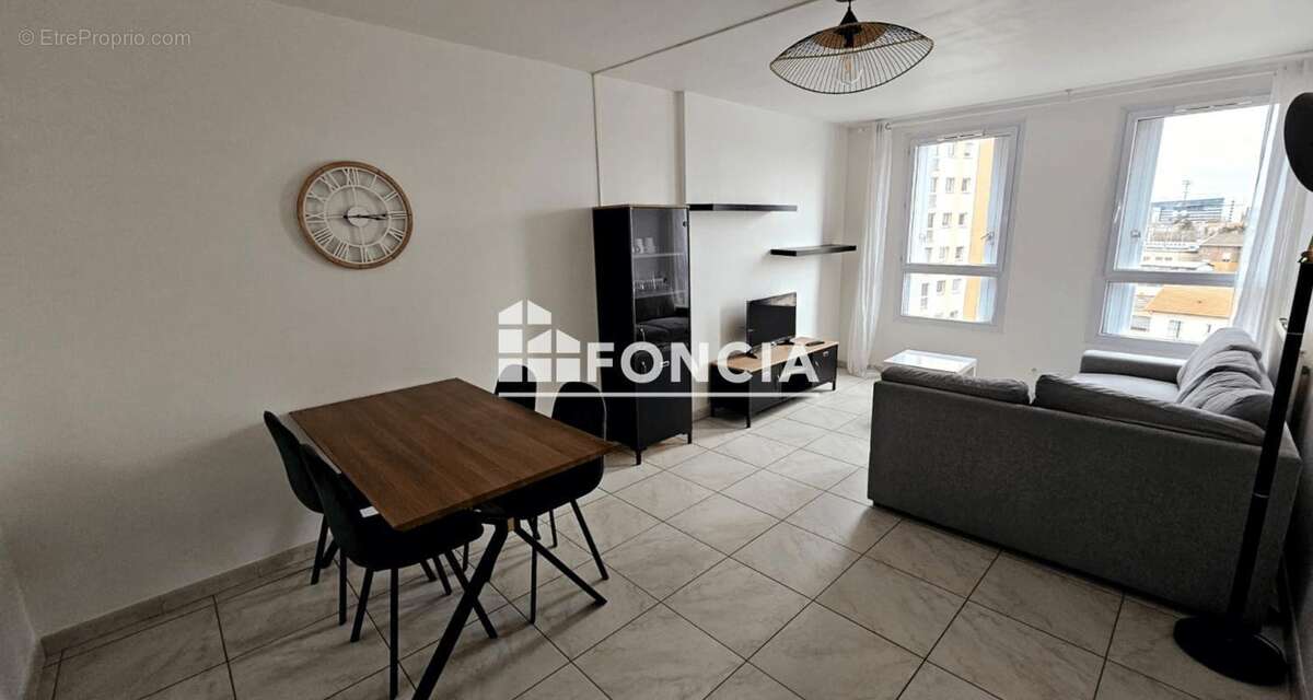 Appartement à SAINT-DENIS