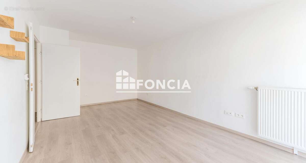 Appartement à BUSSY-SAINT-GEORGES