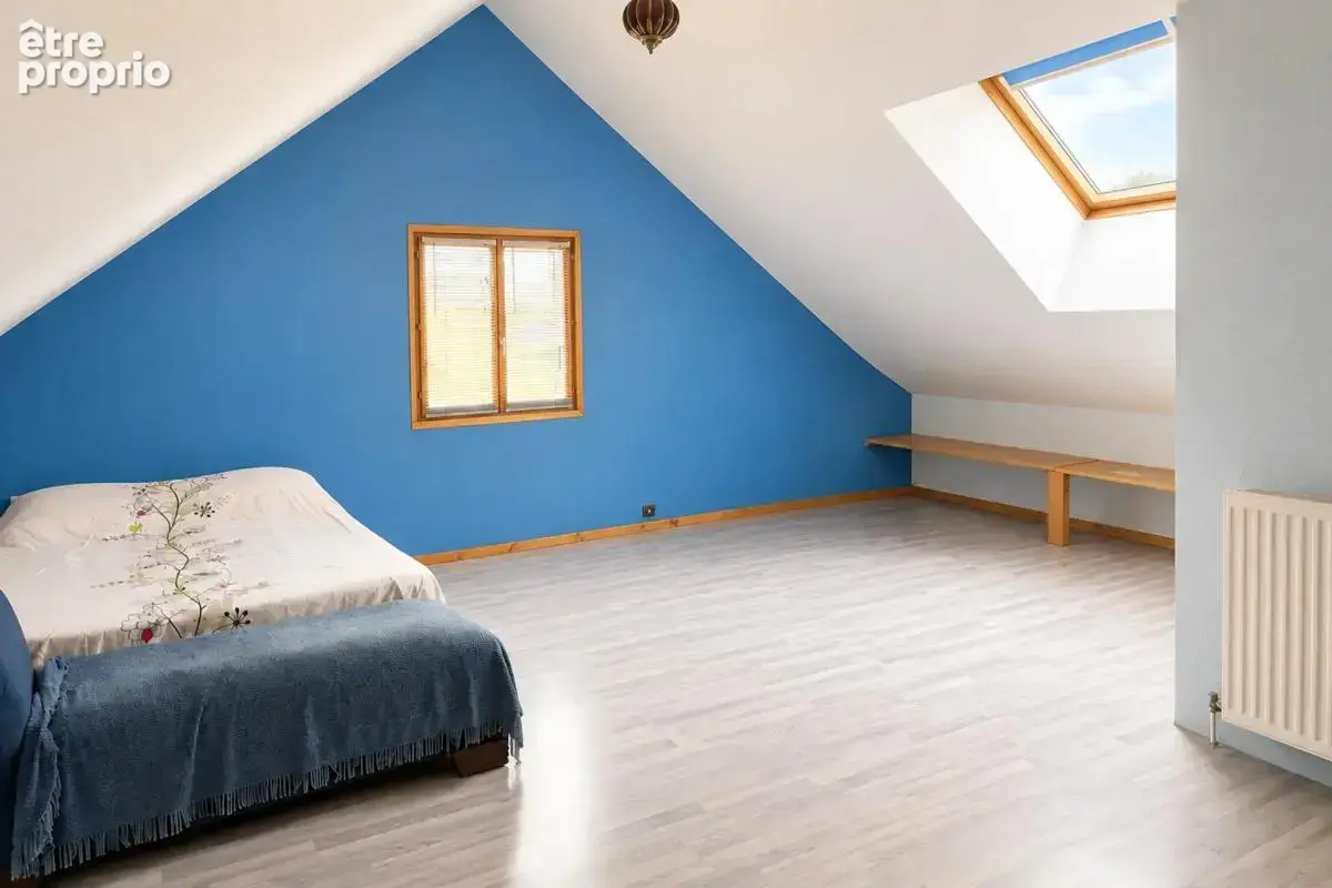 Maison de 6 pièces de 196 m² à Aubepierre-Ozouer-le-Repos - photo 9