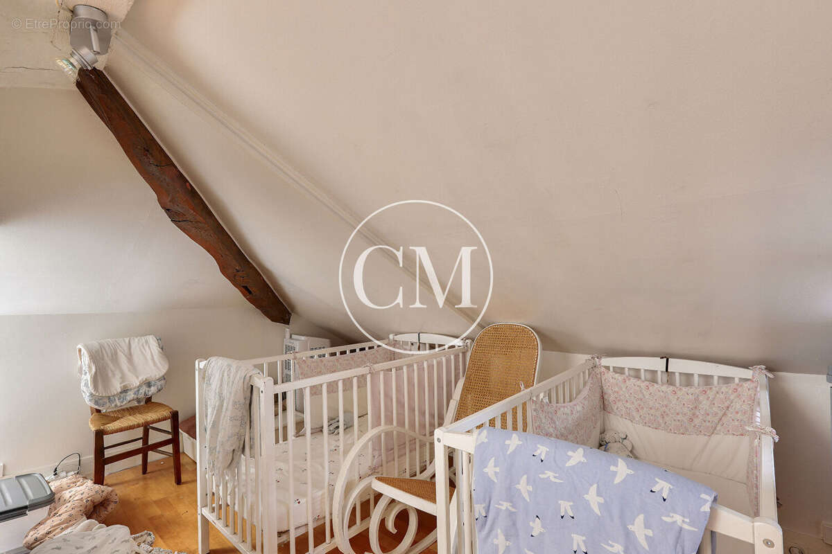 Appartement à VERSAILLES