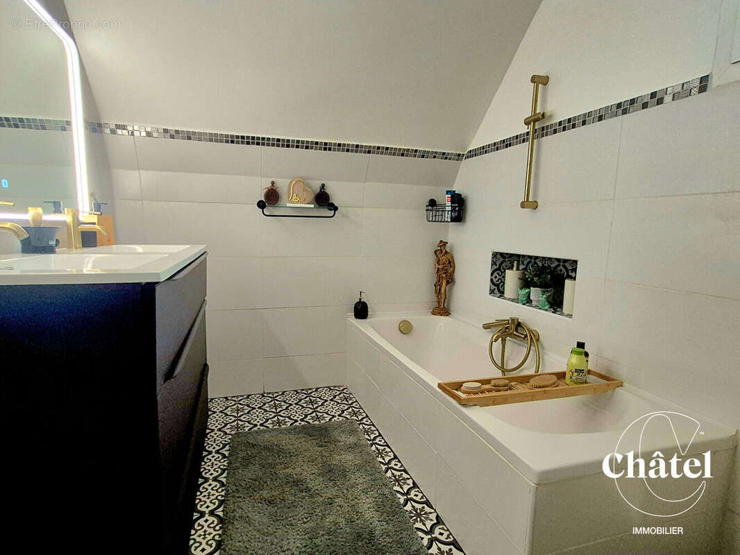 Maison à ROISSY-EN-FRANCE