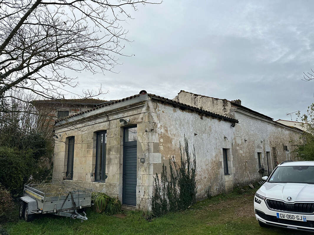 Maison à ROCHEFORT