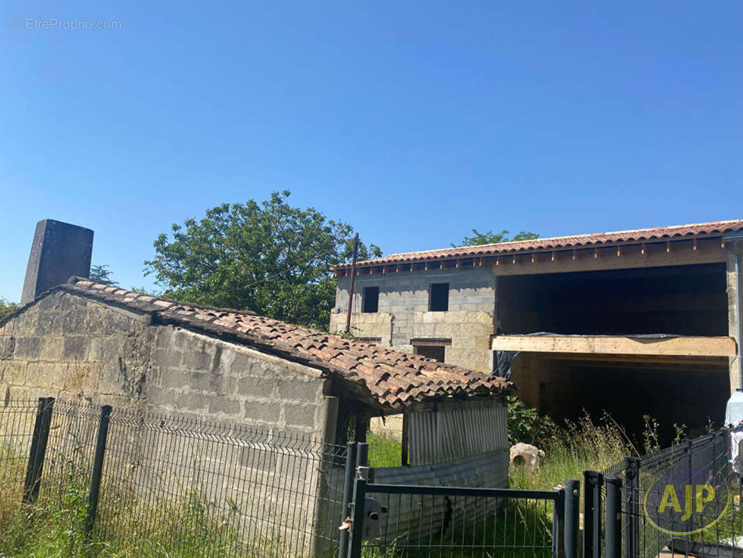 Appartement à PEUJARD
