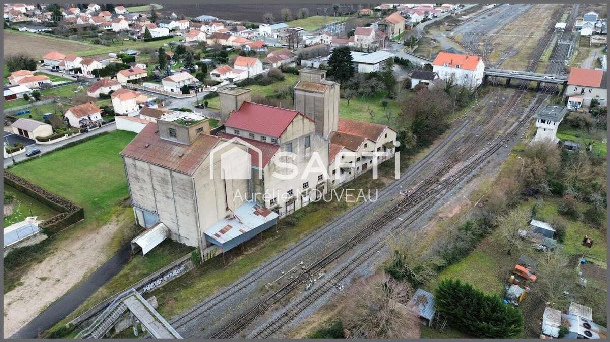 Photo 2 - Commerce à GANNAT